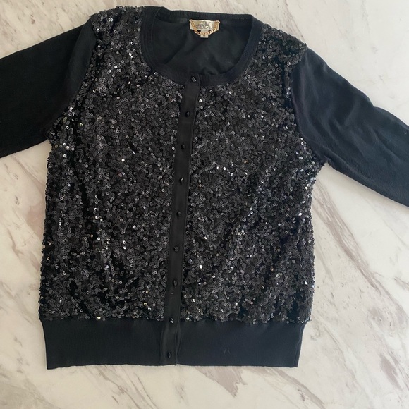 Camellia Black Sequin Sweater- Size M - Picture 2 of 9